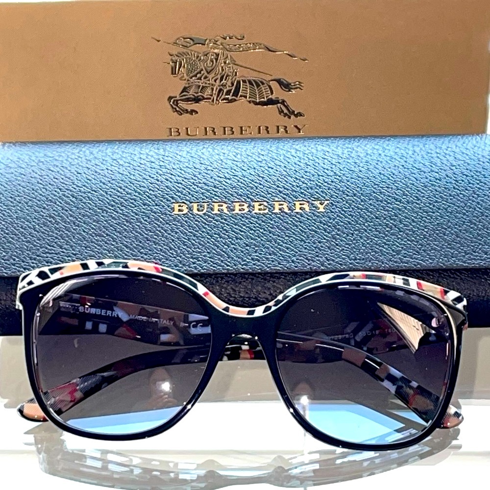 NWT Burberry Sunglasses - Picture 3 of 13